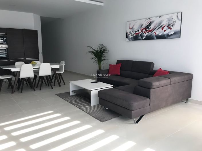 Image No.3-3 Bed Property for sale