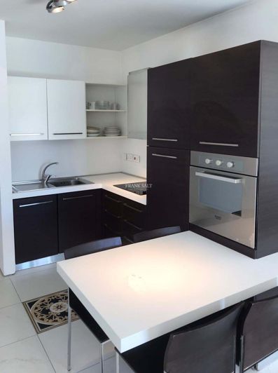 Image No.7-2 Bed Property for sale