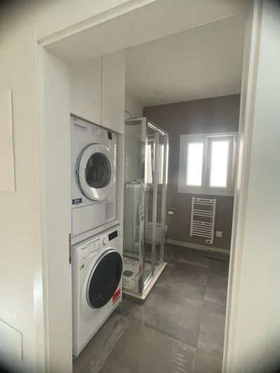 Image No.11-3 Bed Property for sale