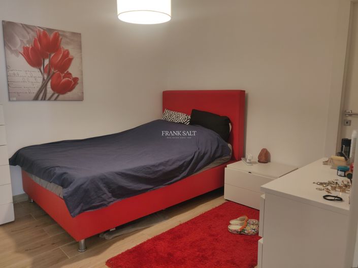 Image No.4-3 Bed Property for sale