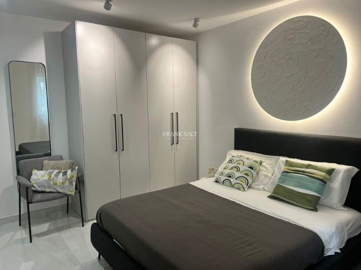 Image No.14-2 Bed Property for sale