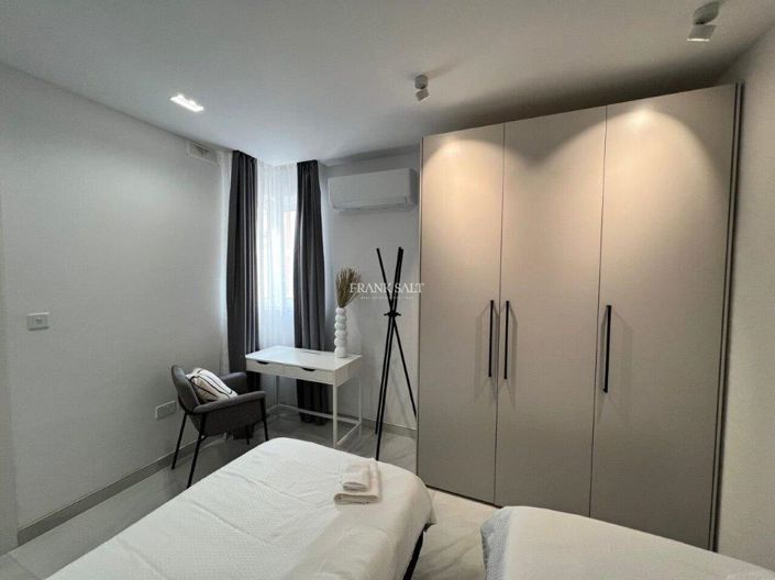 Image No.16-2 Bed Property for sale
