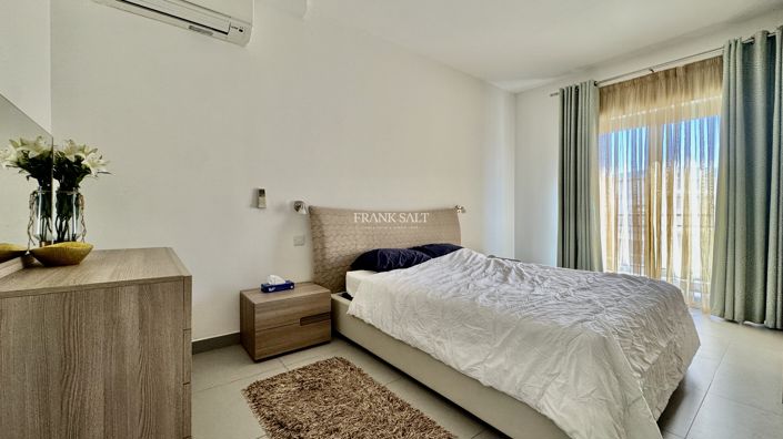 Image No.7-3 Bed Property for sale