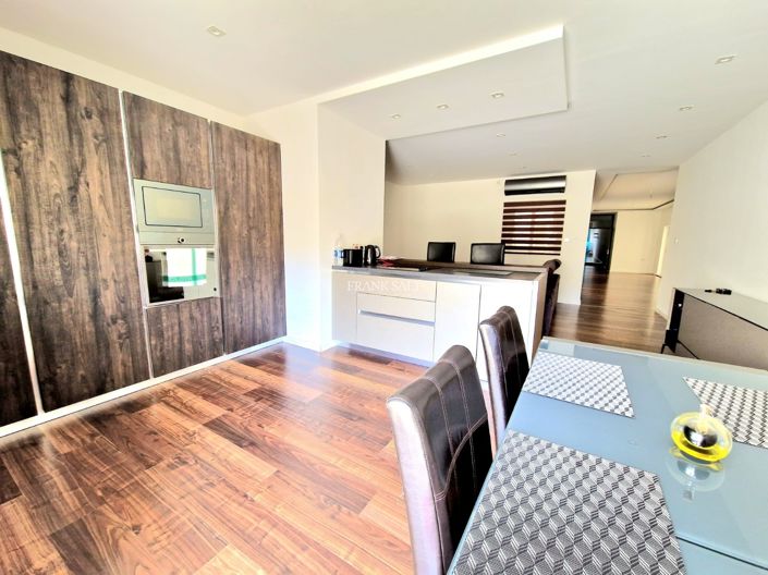 Image No.2-3 Bed Property for sale