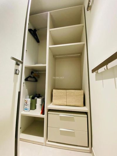 Image No.4-Propriété de 1 chambre à vendre
