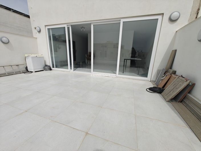 Image No.2-3 Bed Property for sale