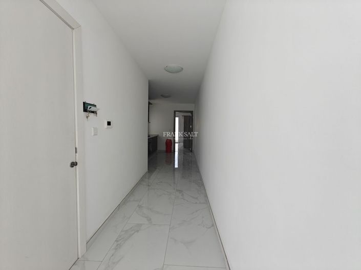 Image No.9-3 Bed Property for sale