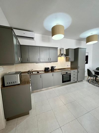 Image No.13-1 Bed Property for sale