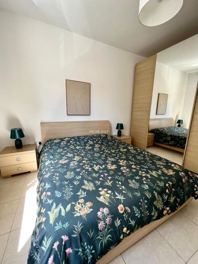 Image No.18-1 Bed Property for sale
