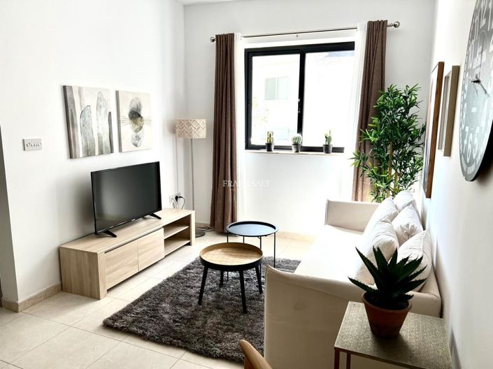 Image No.2-1 Bed Property for sale