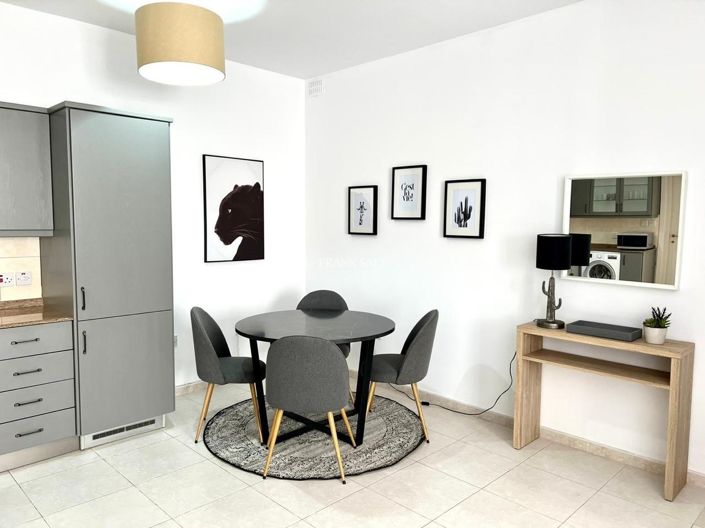 Image No.8-1 Bed Property for sale