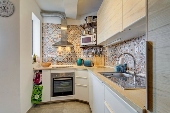 Image No.14-2 Bed Property for sale