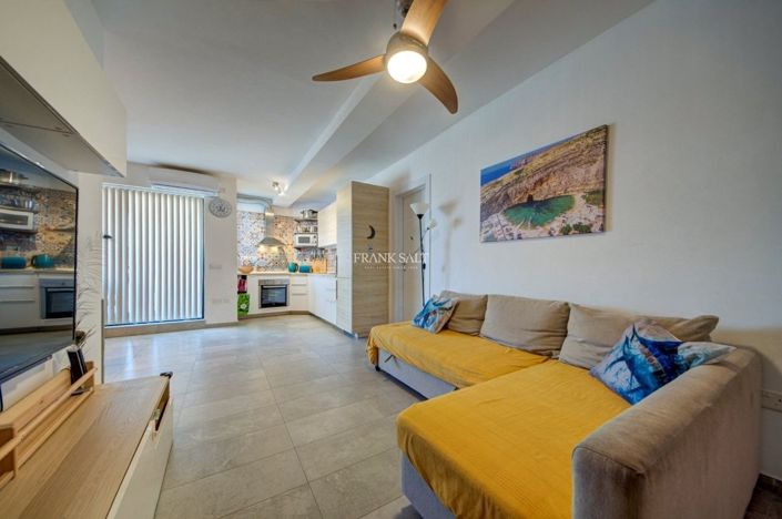 Image No.3-2 Bed Property for sale