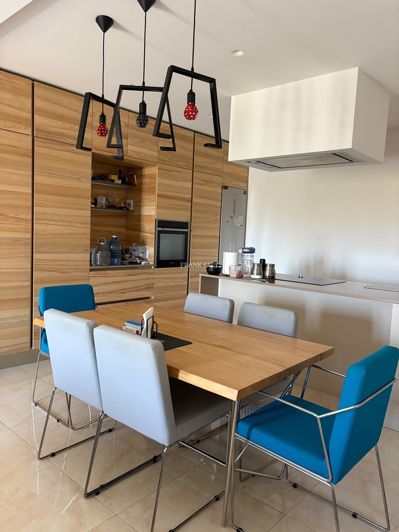 Image No.3-3 Bed Property for sale