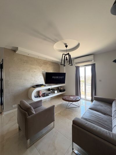 Image No.9-3 Bed Property for sale