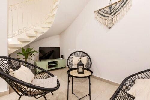Image No.5-2 Bed Property for sale