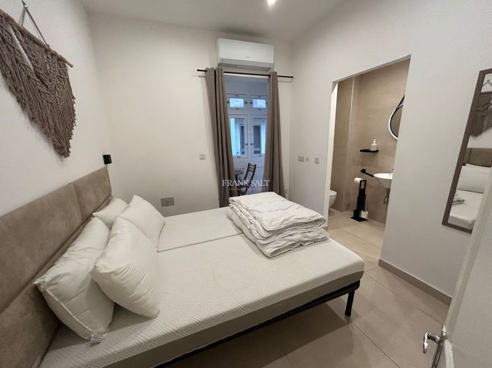 Image No.7-2 Bed Property for sale