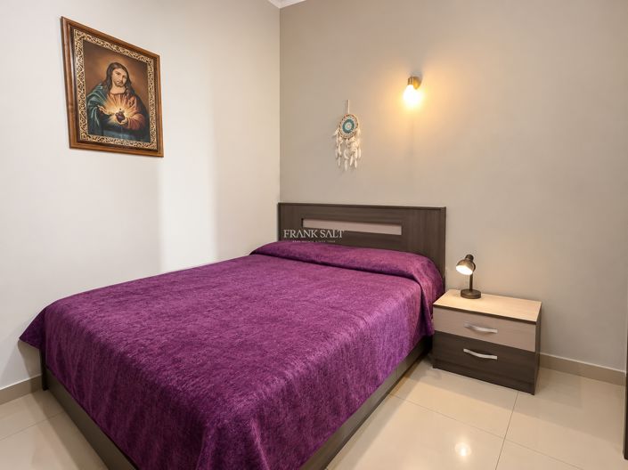 Image No.6-3 Bed Property for sale