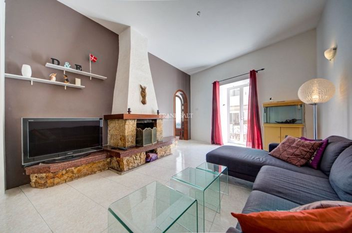 Image No.2-3 Bed Property for sale