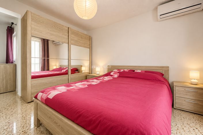 Image No.31-3 Bed Property for sale
