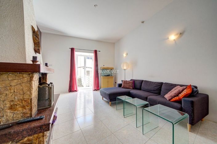 Image No.6-3 Bed Property for sale
