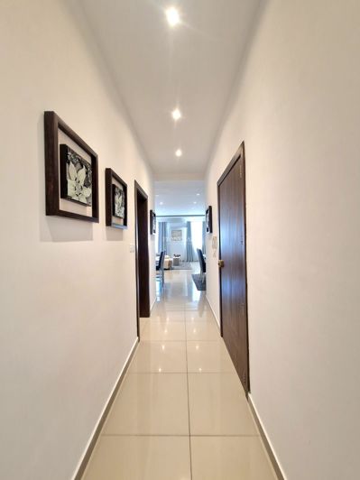 Image No.4-2 Bed Property for sale