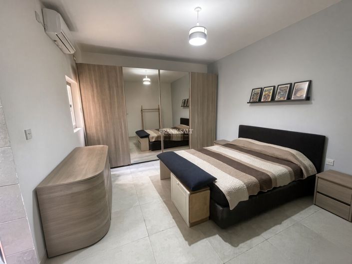 Image No.3-3 Bed Property for sale