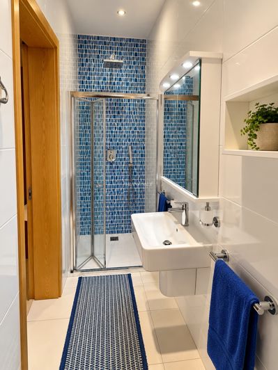 Image No.9-3 Bed Property for sale