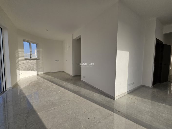 Image No.4-3 Bed Property for sale