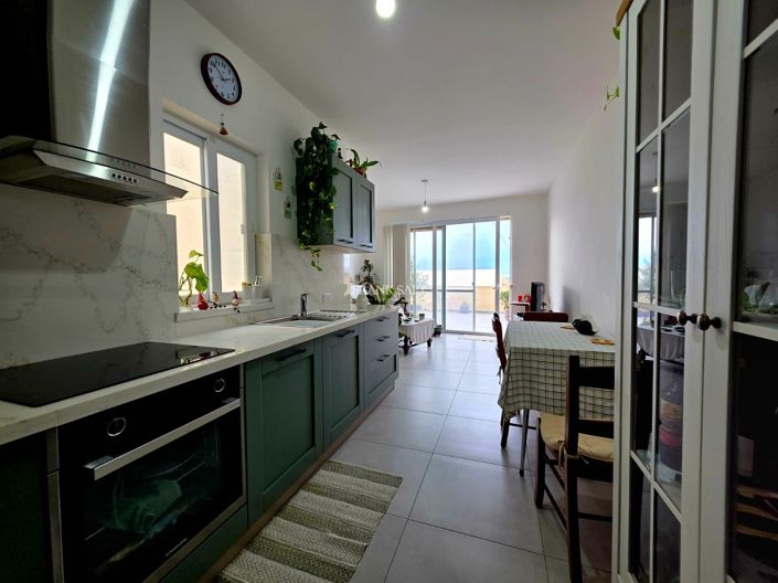 Image No.2-2 Bed Property for sale