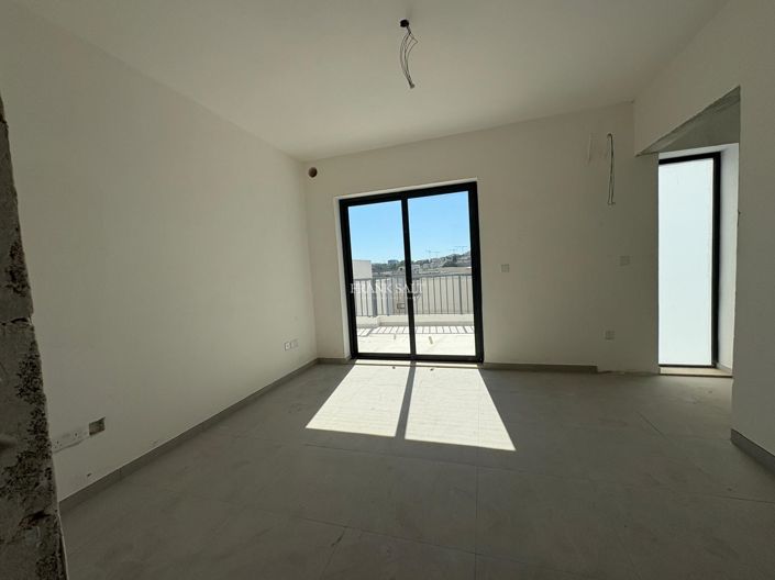 Image No.4-2 Bed Property for sale