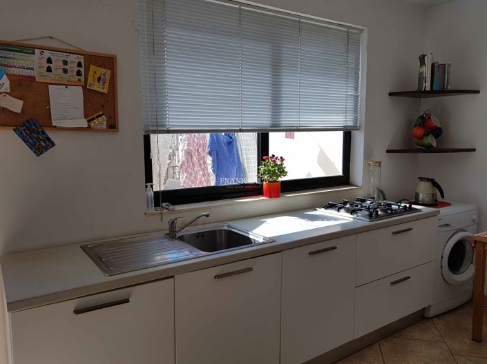 Image No.5-2 Bed Property for sale