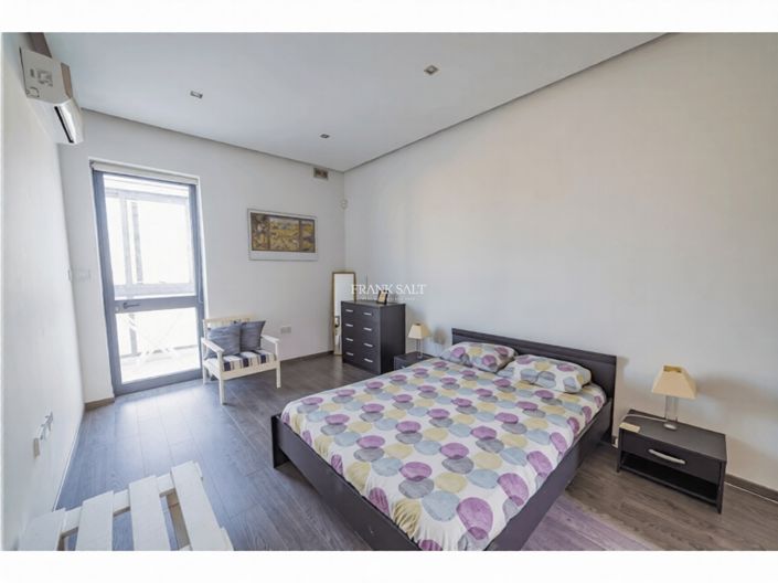 Image No.9-3 Bed Property for sale
