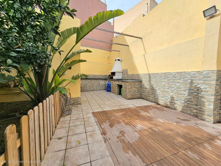 Image No.4-3 Bed Property for sale