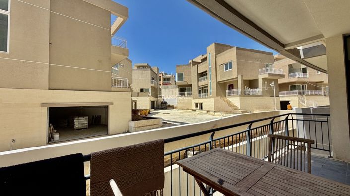 Image No.5-3 Bed Property for sale