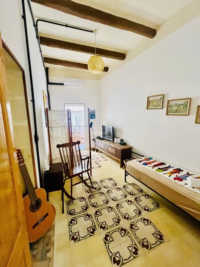 Image No.14-4 Bed Property for sale