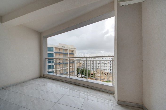 Image No.16-3 Bed Property for sale