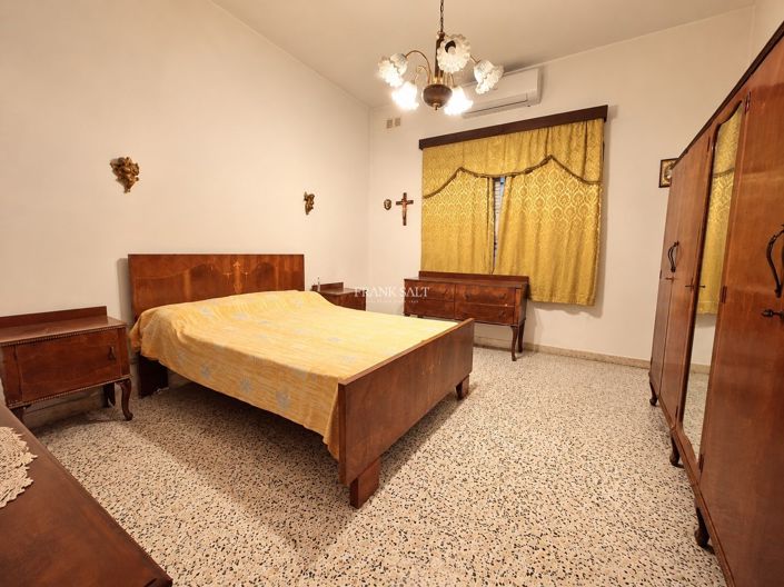 Image No.6-Propriété de 3 chambres à vendre