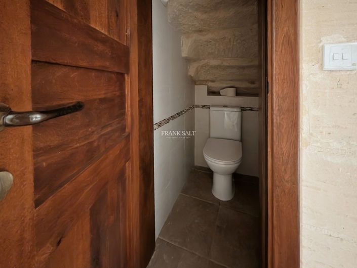 Image No.6-Propriété de 3 chambres à vendre