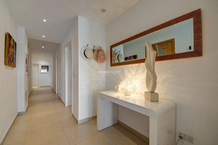 Image No.12-Propriété de 3 chambres à vendre