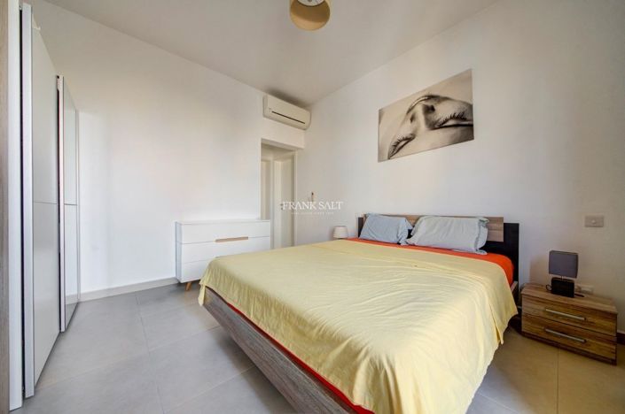 Image No.15-Propriété de 3 chambres à vendre