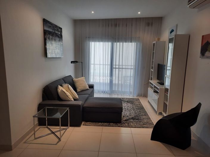 Image No.4-Propriété de 2 chambres à vendre
