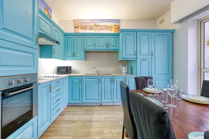 Image No.6-Propriété de 3 chambres à vendre