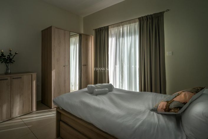 Image No.4-Propriété de 3 chambres à vendre