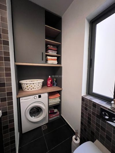 Image No.9-Propriété de 3 chambres à vendre
