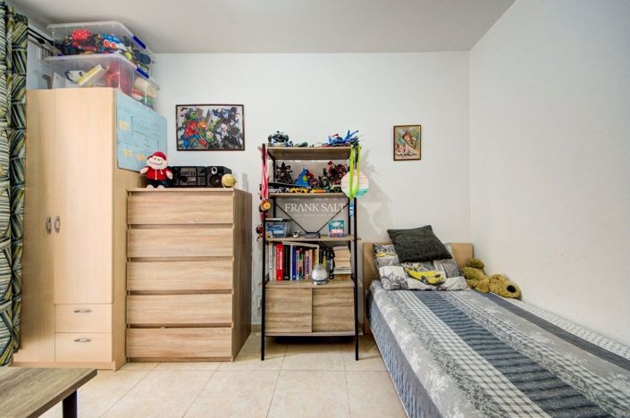 Image No.19-Propriété de 3 chambres à vendre