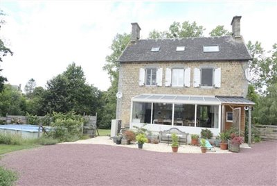 1 - Manche, Country House