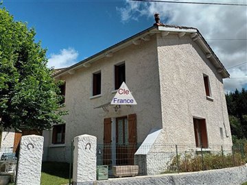 1 - Vernet-la-Varenne, House