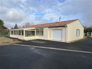 1 - Charente-Maritime, House