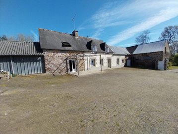 1 - Loudéac, Farmhouse